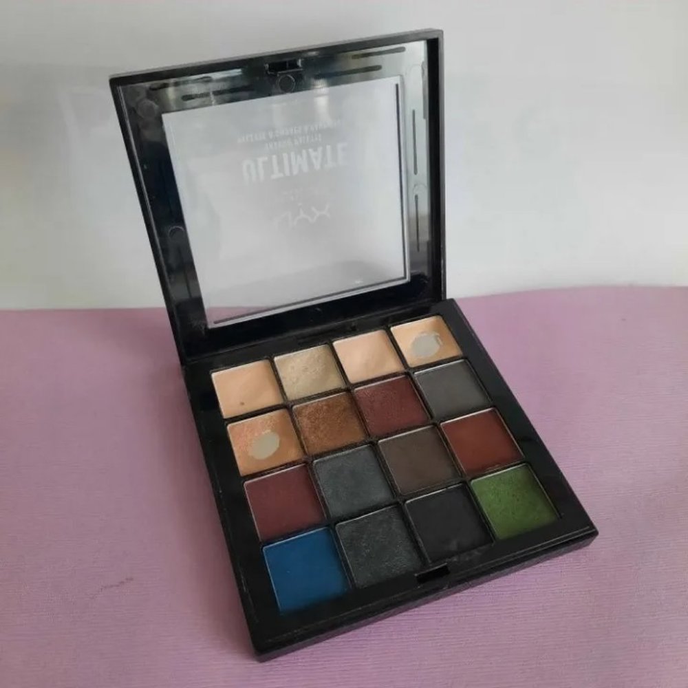 NYX Ultimate shadow USP 01 palette professional makeup